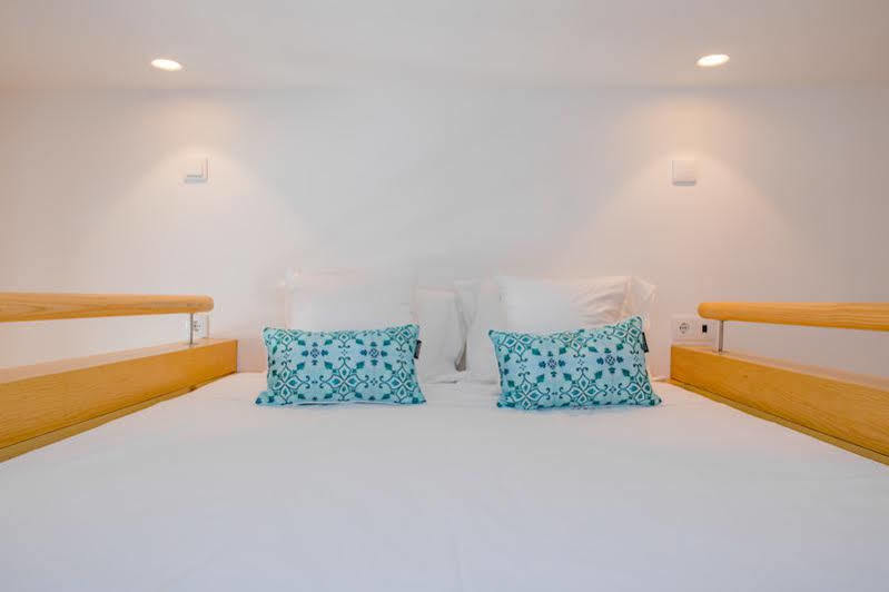 Oporto Home Apartments Екстер'єр фото